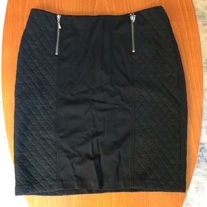 J.McLaughlin black quilted skirt NWT size 10
